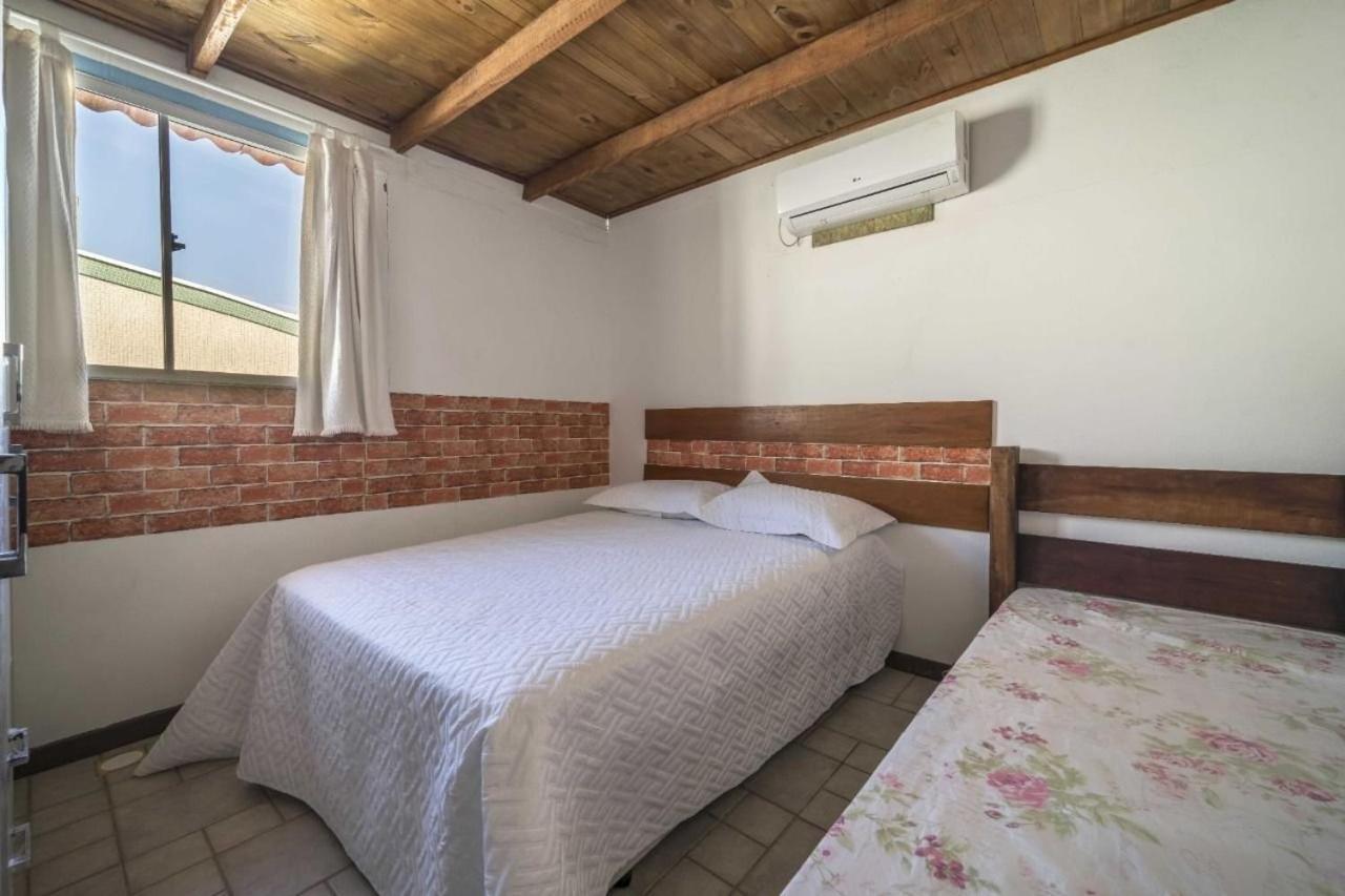 דירות בומבינאס Apartamento Em 4 Ilhas מראה חיצוני תמונה