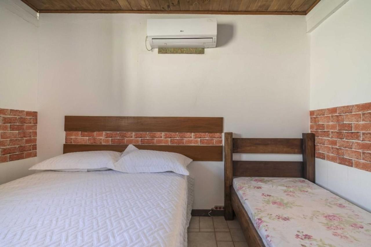 דירות בומבינאס Apartamento Em 4 Ilhas מראה חיצוני תמונה