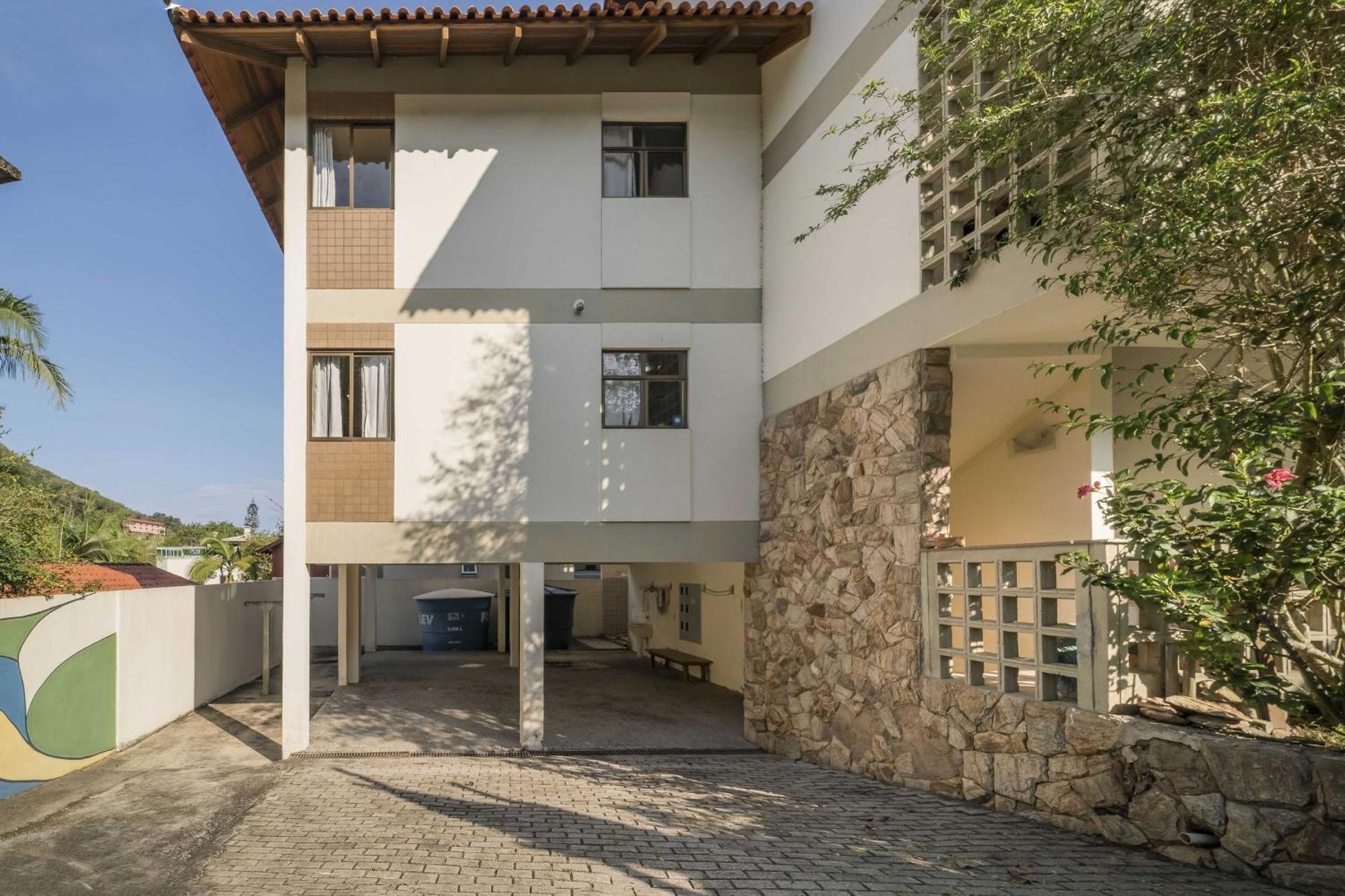 דירות בומבינאס Apartamento Em 4 Ilhas מראה חיצוני תמונה